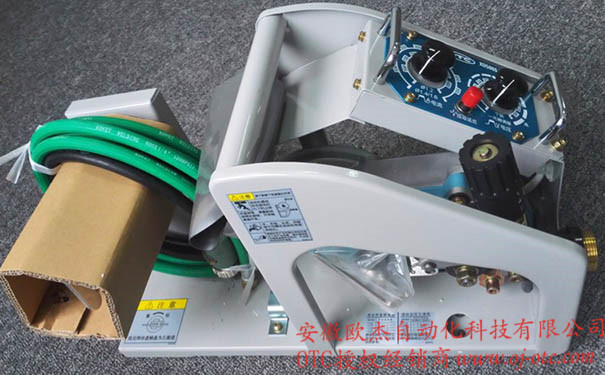 CM8202原裝OTC送絲機(jī) CM8202原裝OTC送絲機(jī)